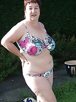 woman mature nude