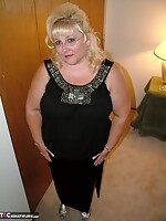 mature cougar milf